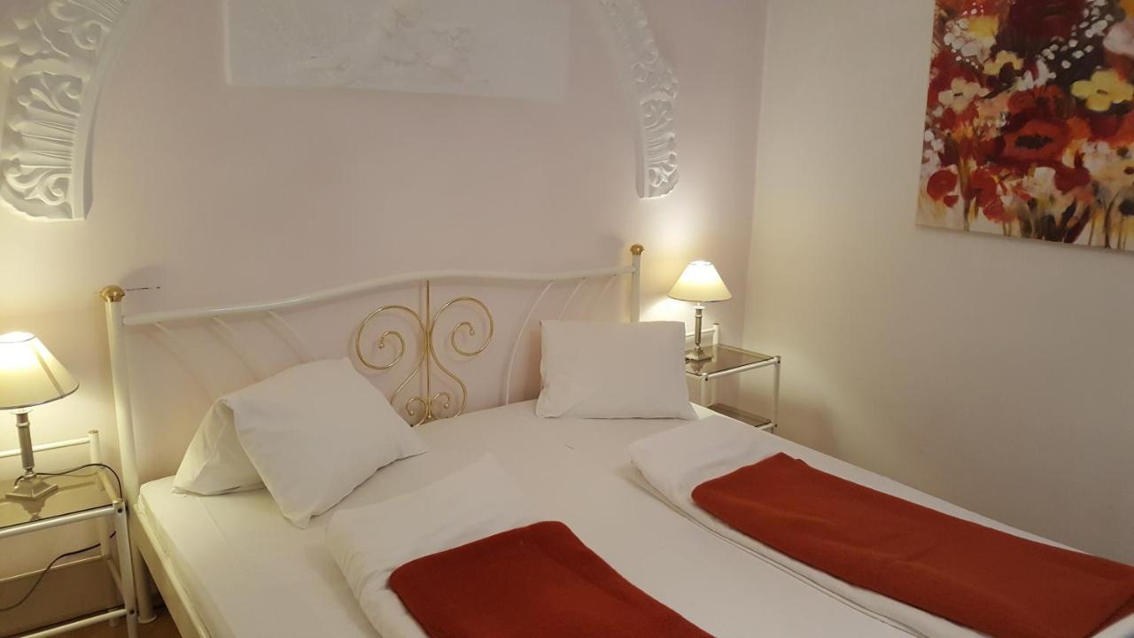 Appartements Andrea Klosterneuburg Eksteriør billede